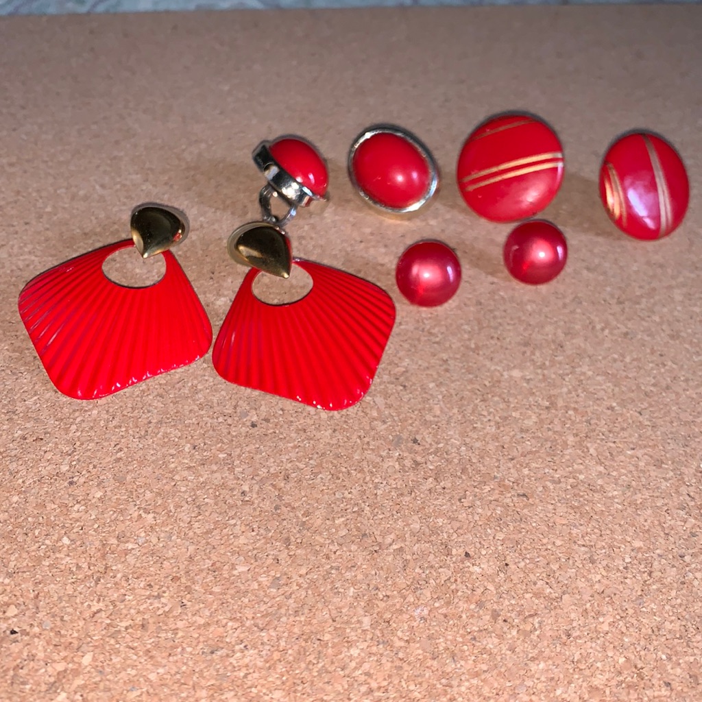 Vintage Earrings Red